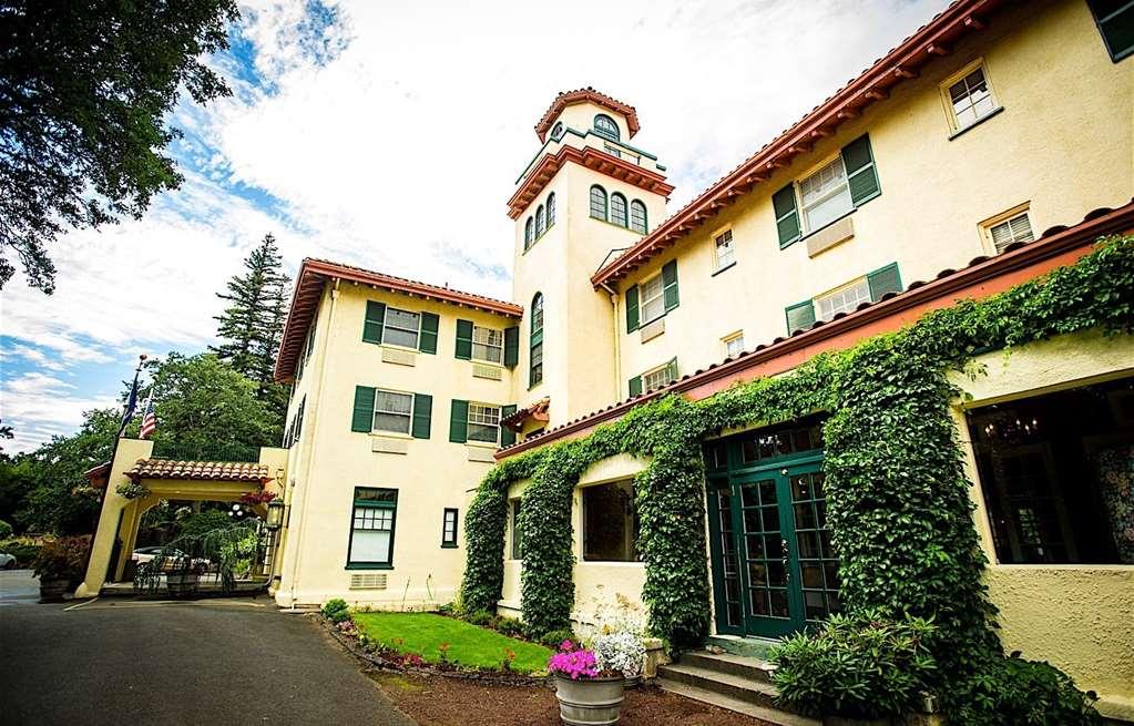 Columbia Gorge Hotel & Spa Hood River Exterior photo